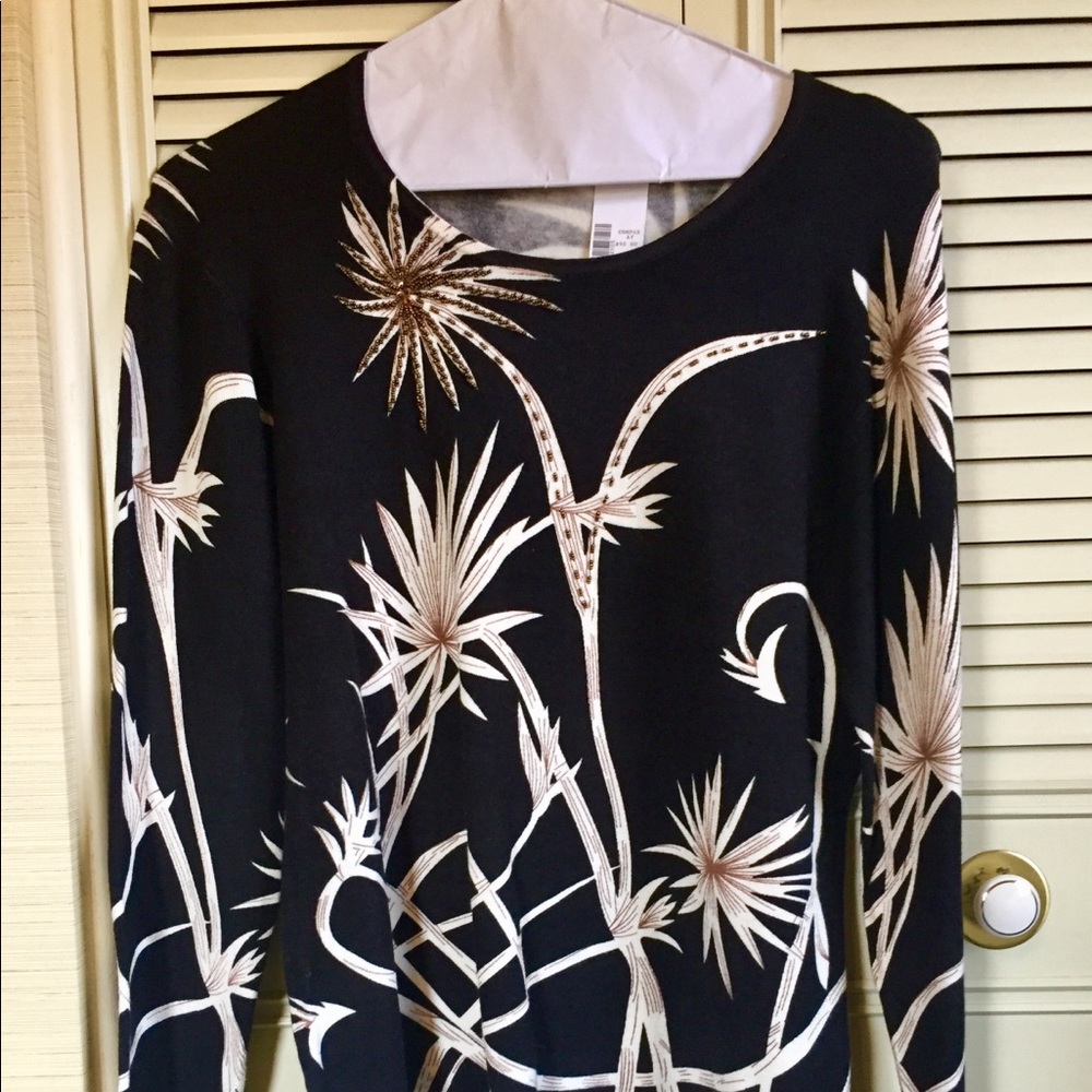 Festive Black/White Floral Sweater w/ Bronze Beads